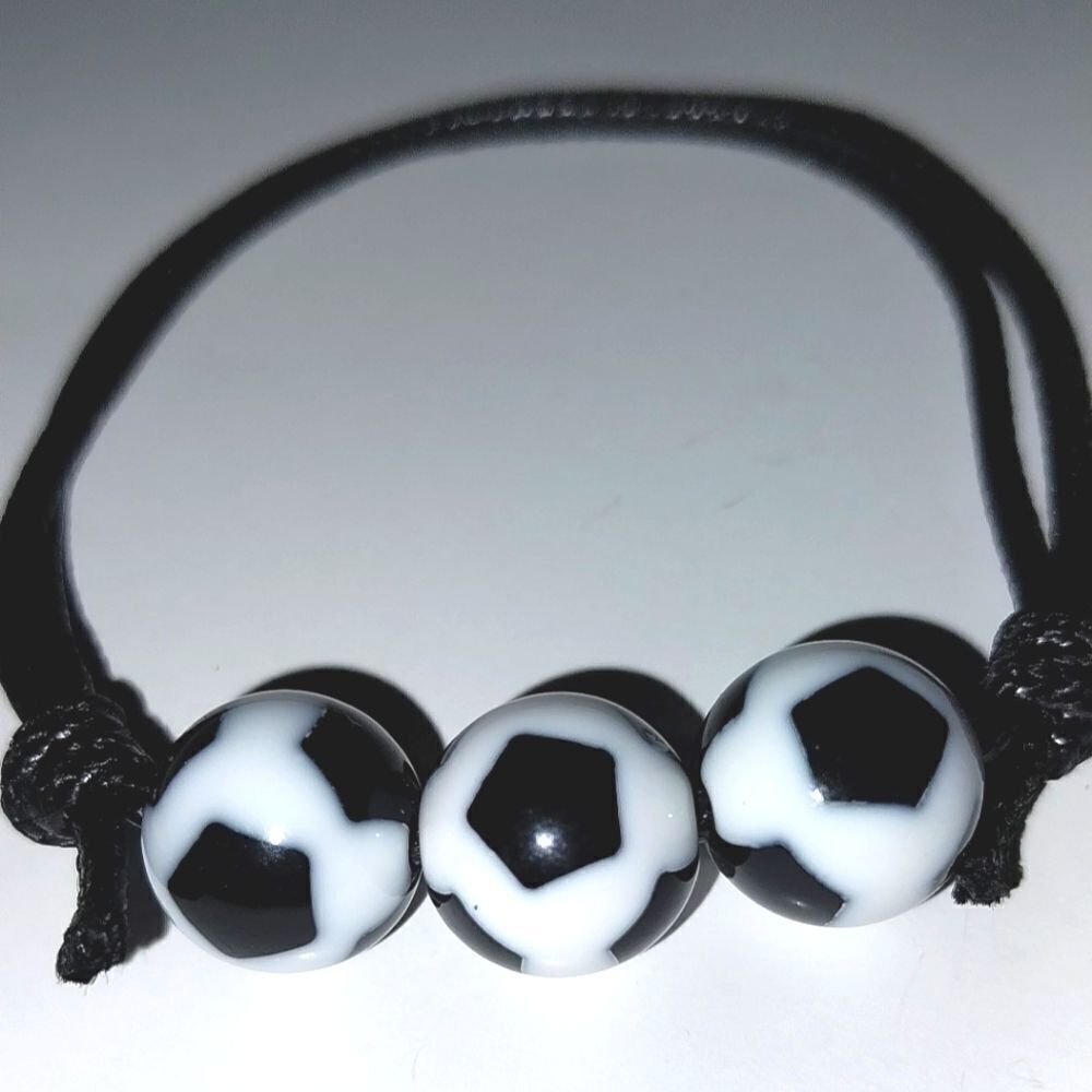 Unisex kids soccer ball adjustable charm bracelet - Picture 2 of 4